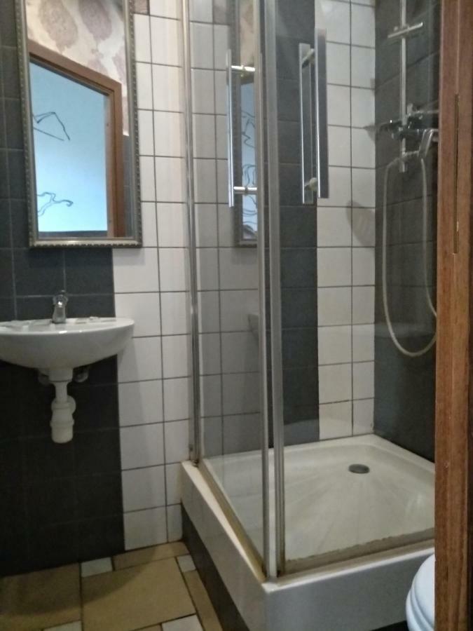 Atrium Hotel Рига Екстериор снимка